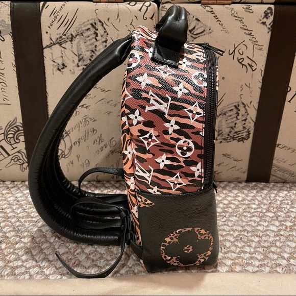 Louis Vuitton Jungle Palm Springs PM Backpack - Picture 5 of 16